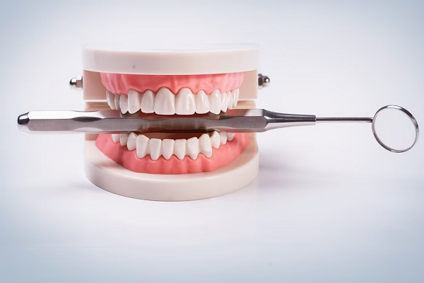 DENTURES