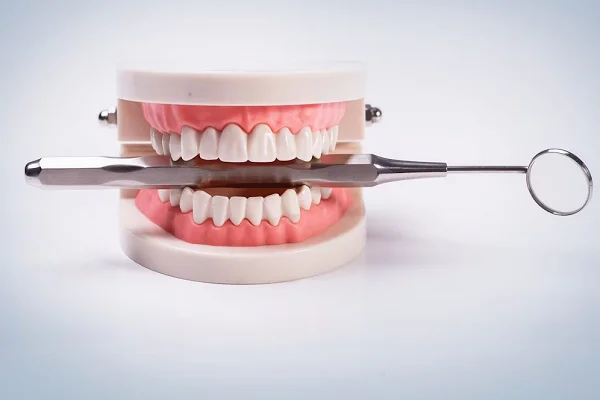 DENTURES